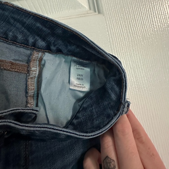 Maurice’s Mid-Rise Jeans size 24W - Picture 3 of 4